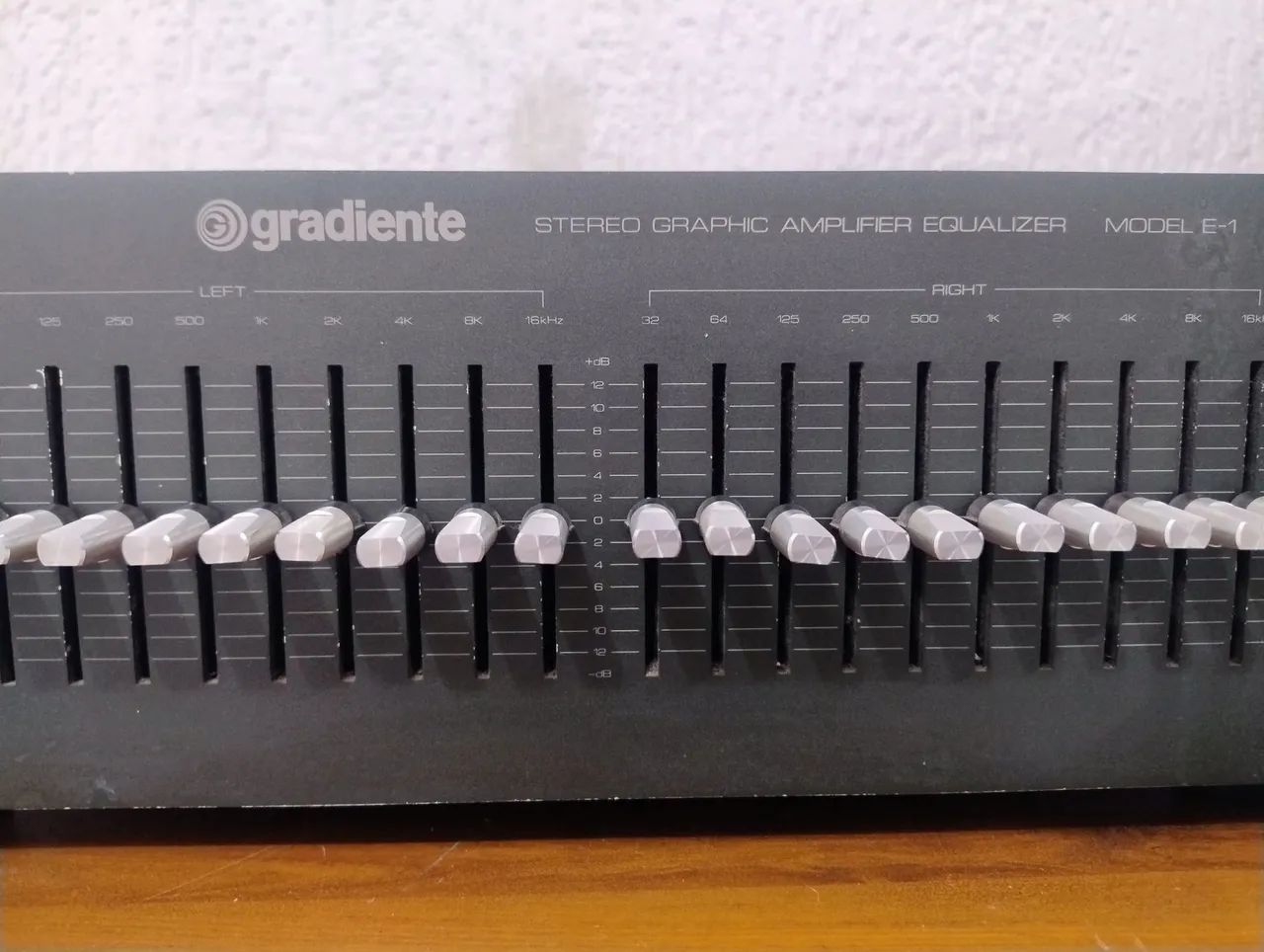 Equalizador E-1 Gradiente 
