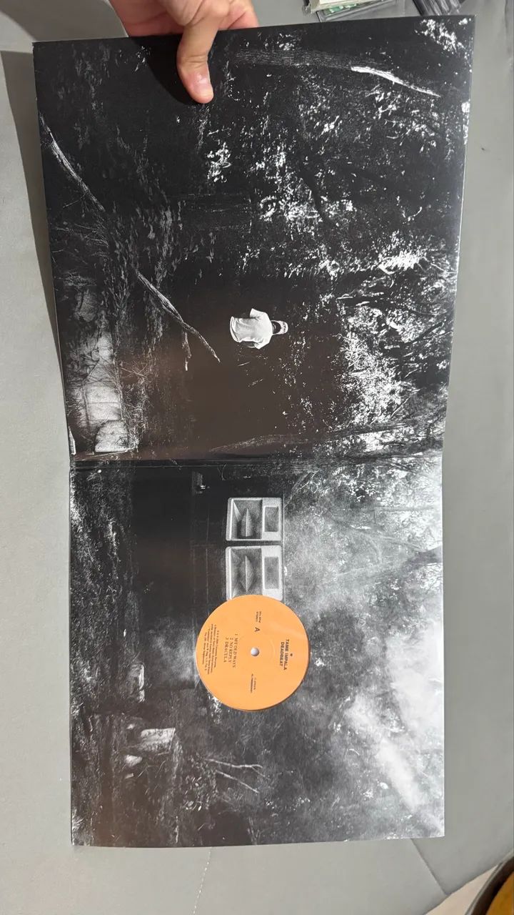 Deadbeat Autografado - Foto 4