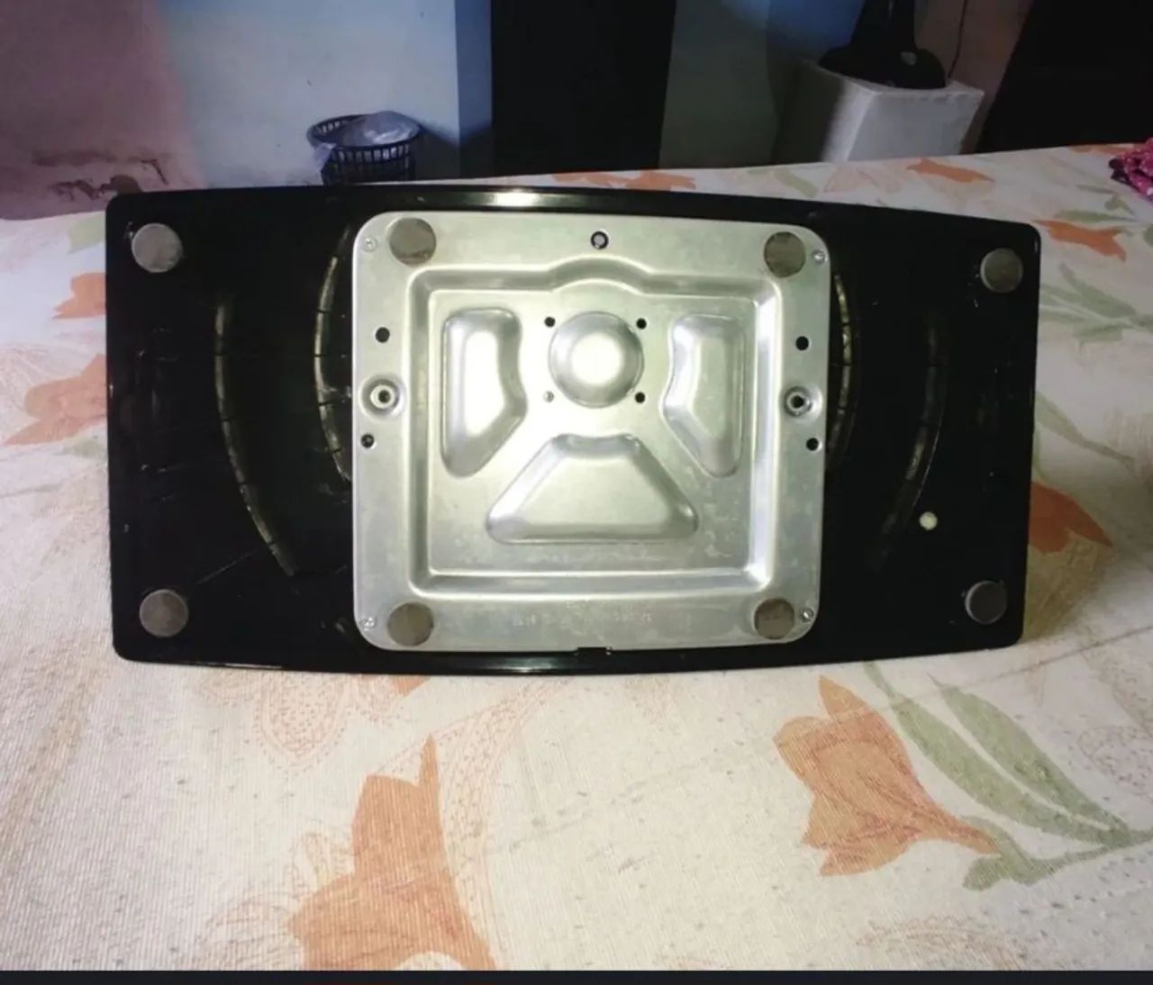 Suporte de mesa TV LG 32 Polegadas - Foto 3