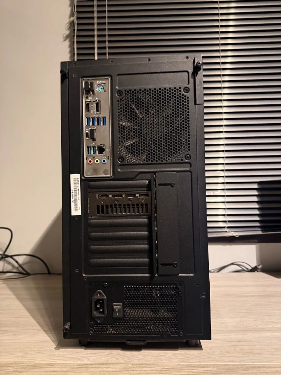 PC Ryzen 9 7950X, RTX 3060 12 GB, 32 GB DDR5, SSD 512 GB