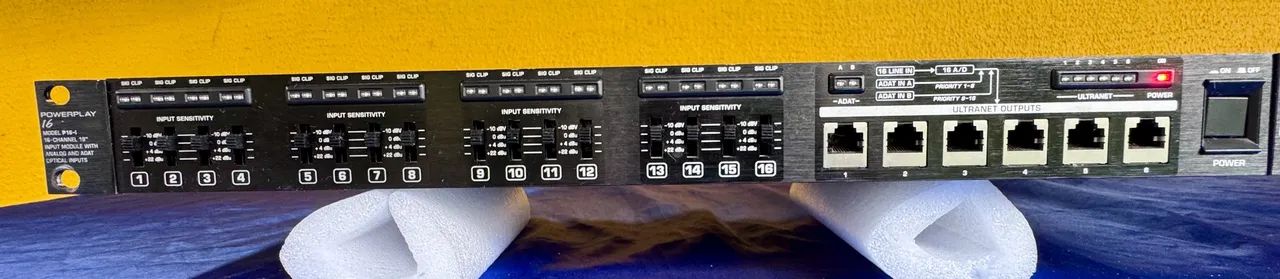 Powerplay 16 Behringer Conversor AD/DD P16-I rack