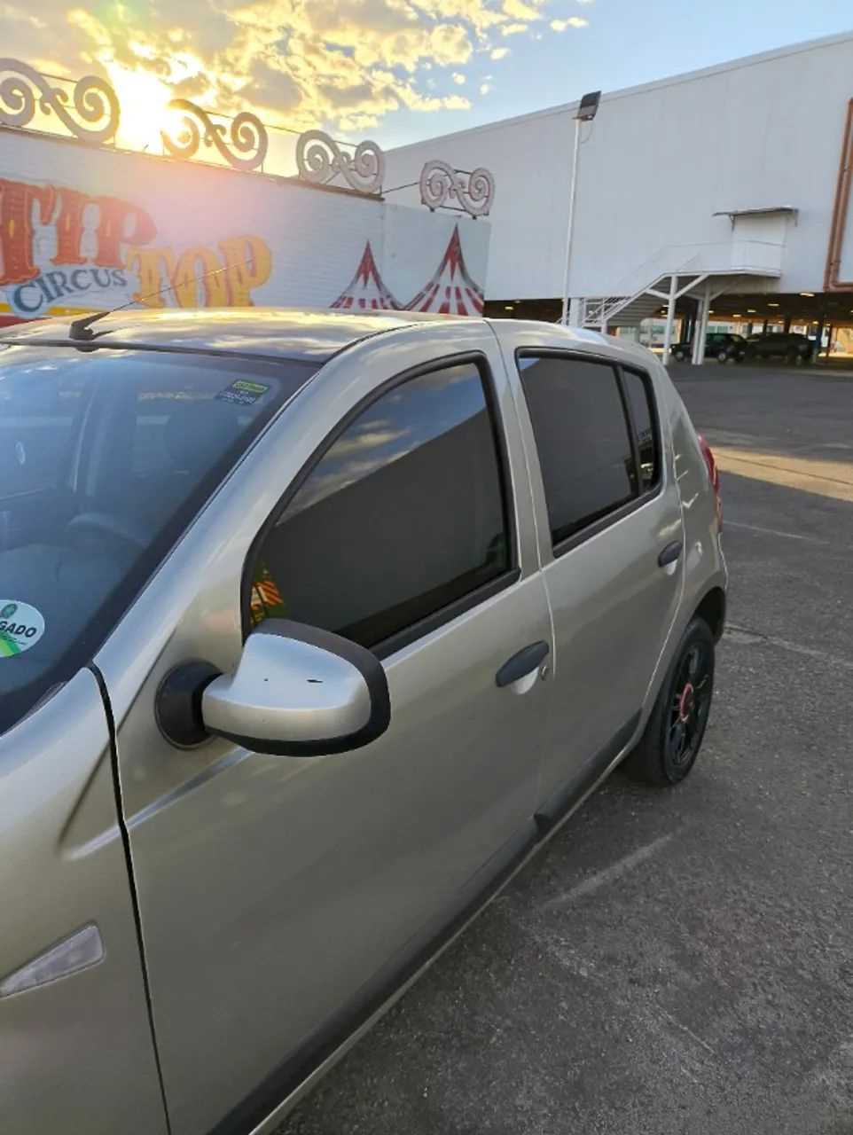 Renault Sandero Expression Hi-flex 1.0 16V 5P 2013 - Foto 2