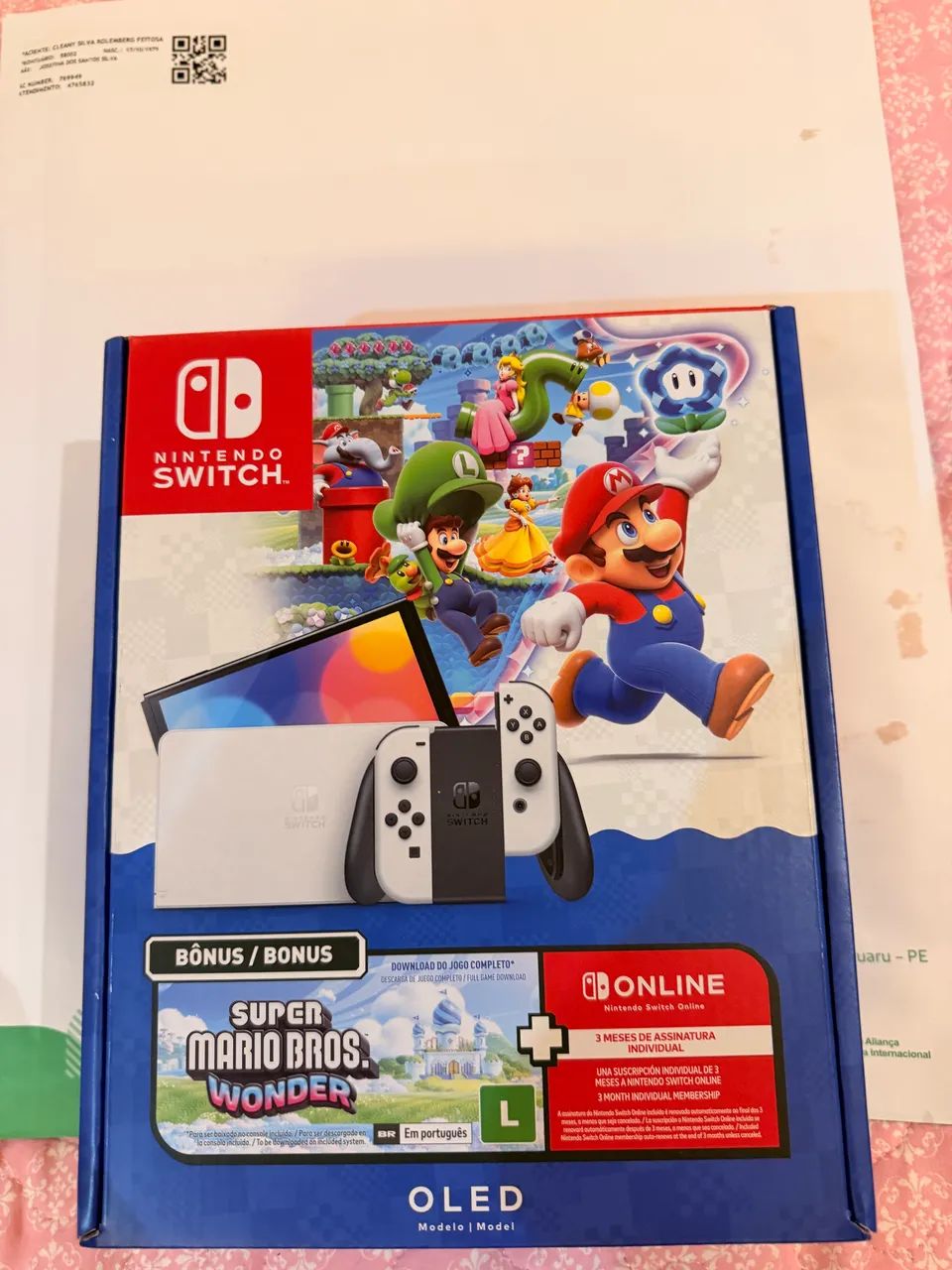 Nintendo Switch Oled + Mario Wonder + 3 meses switch on-line - DESBLOQUEADO
