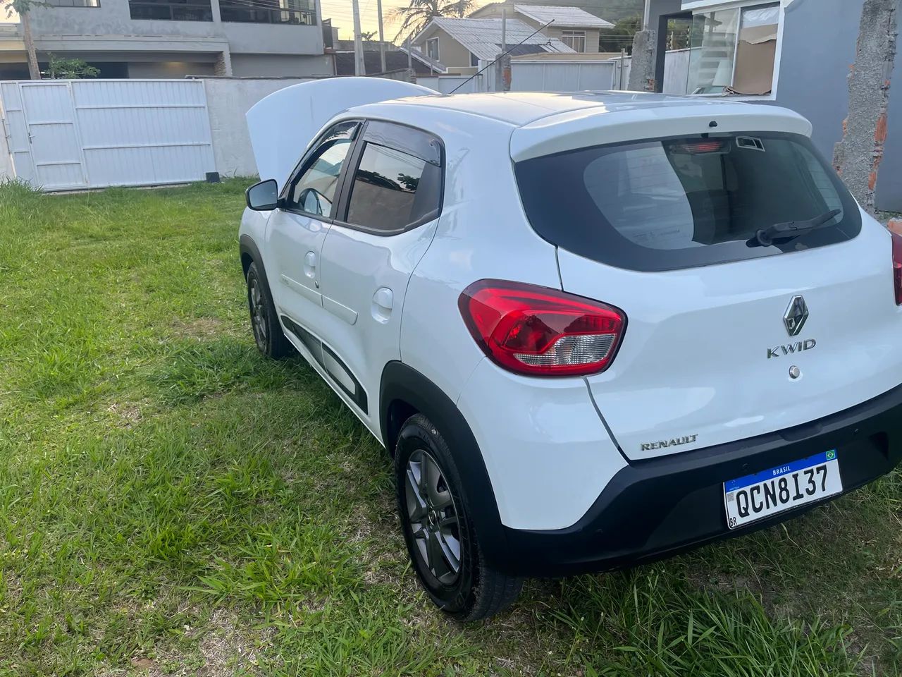 Renault Kwid Intense 1.0 Flex 12V 5P Mec. 2021 - Foto 2