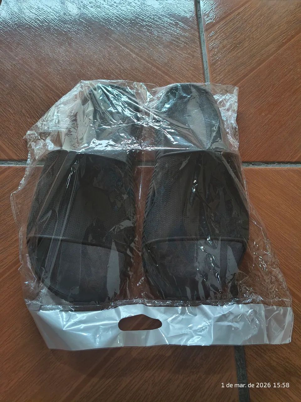 Chinelo nuvem preto - Foto 3