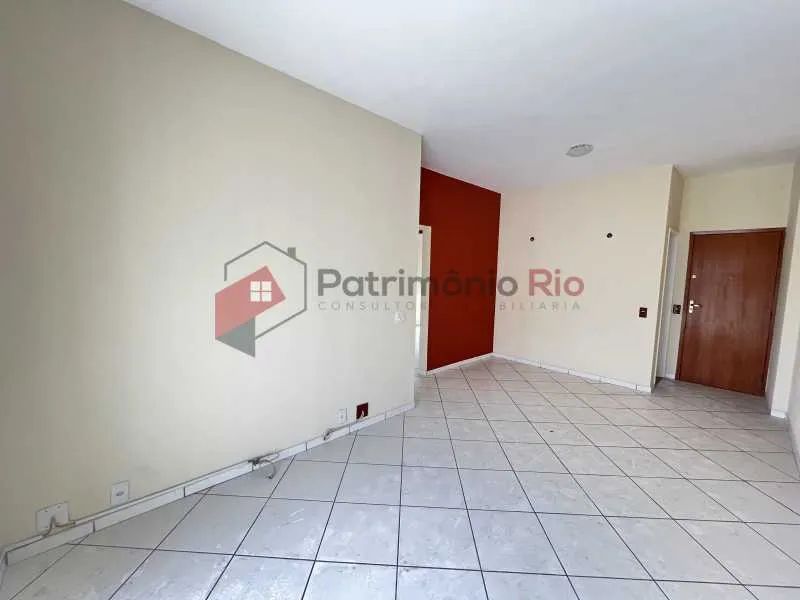 Apartamento 2 quartos - varanda - elevador e 1 vaga de garagem - Foto 2