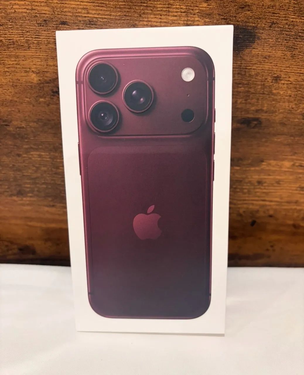 iPhone 18 PRO 256 BORDÔ 