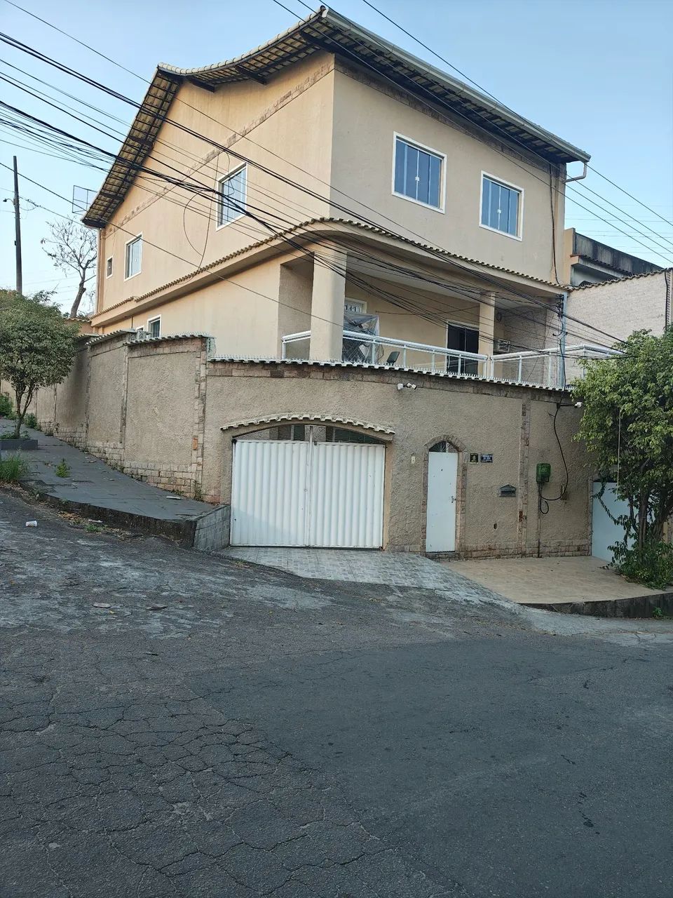 Vendo Triplex  no Bairro Adriana