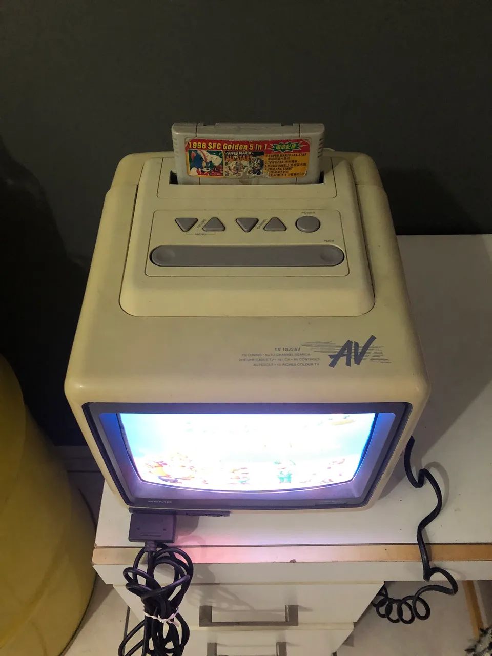 Tv Semp 10 polegadas com Super Nintendo embutido - Foto 4