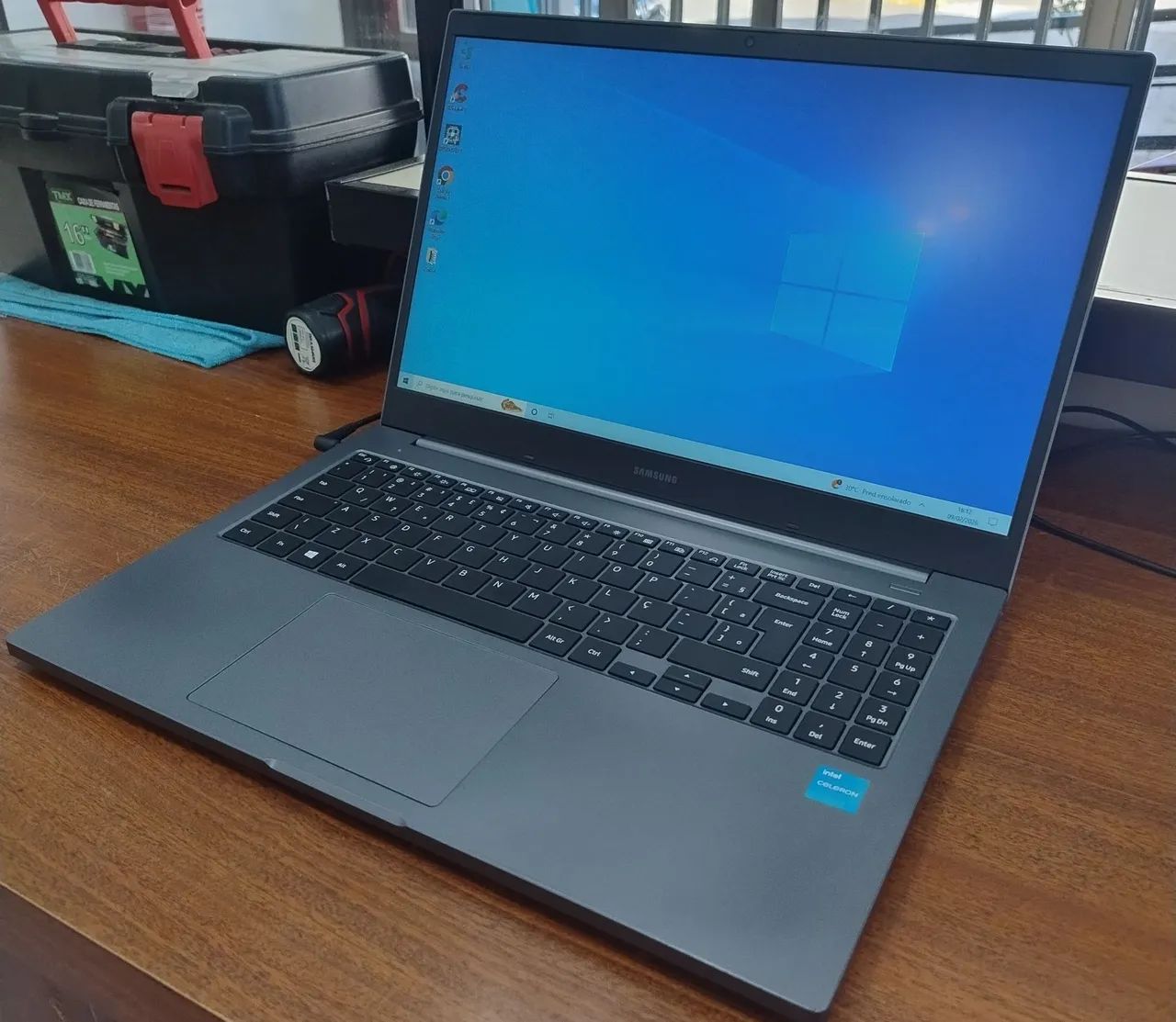 Notebook Samsung - Celeron - 8GB DDR4 - SSD 256GB - Windows 10