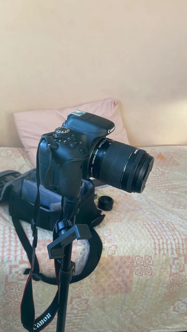 Canon T6i DSLR + 18-55mm STM | Excelente para Fotos e Vídeos
