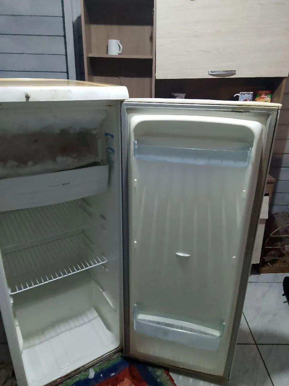 Vendo geladeira usada - Foto 2