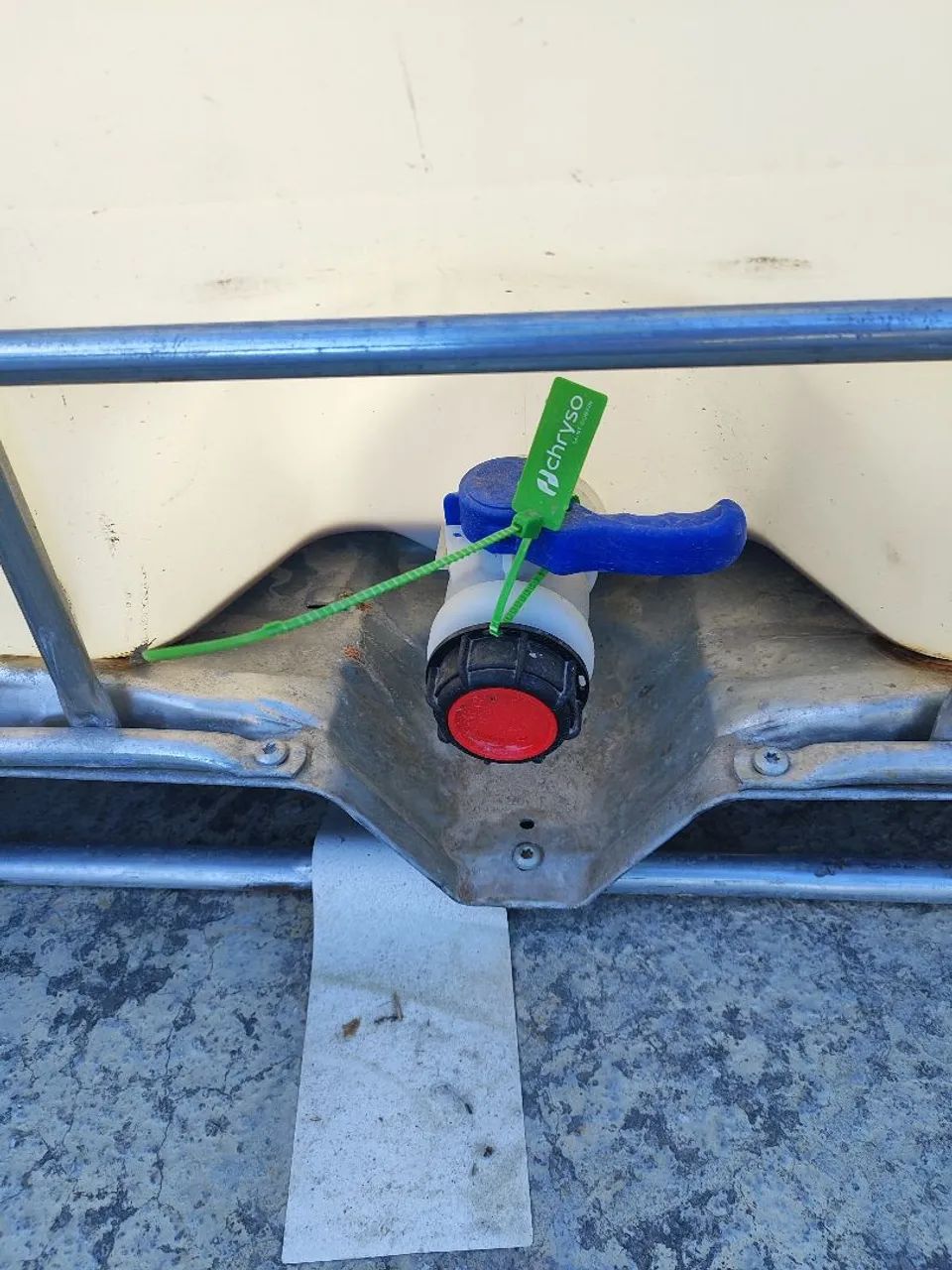 Contentores, IBCs, caixas de mil litros * - Foto 2