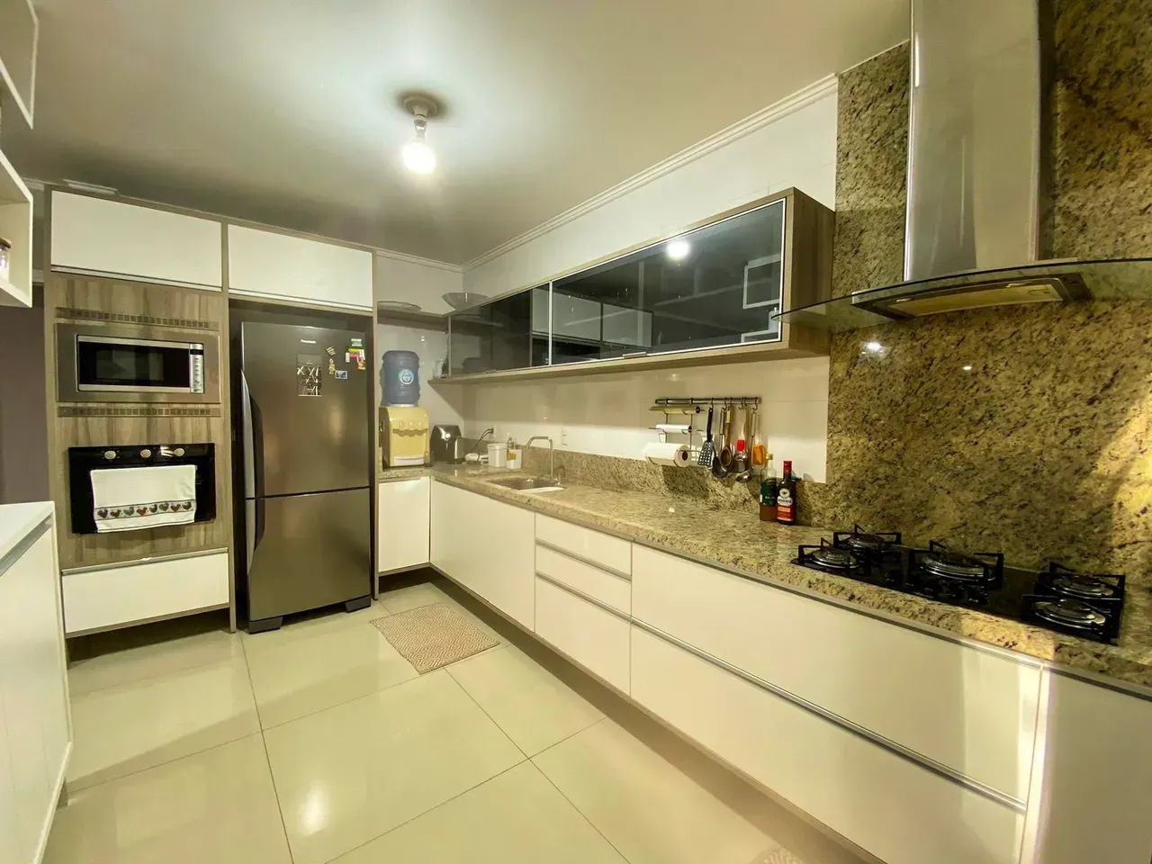 Casa com 360 m², 5 dormitórios, 3 suítes no Santa Mônica em Florianópolis - Foto 5