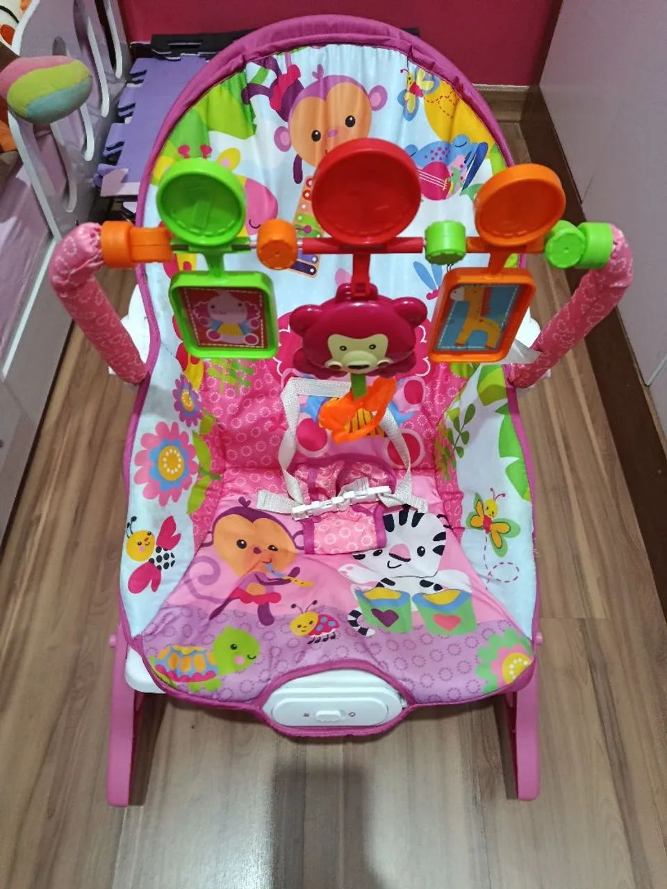 Vendo cadeirinha de balanço menina  - Foto 3