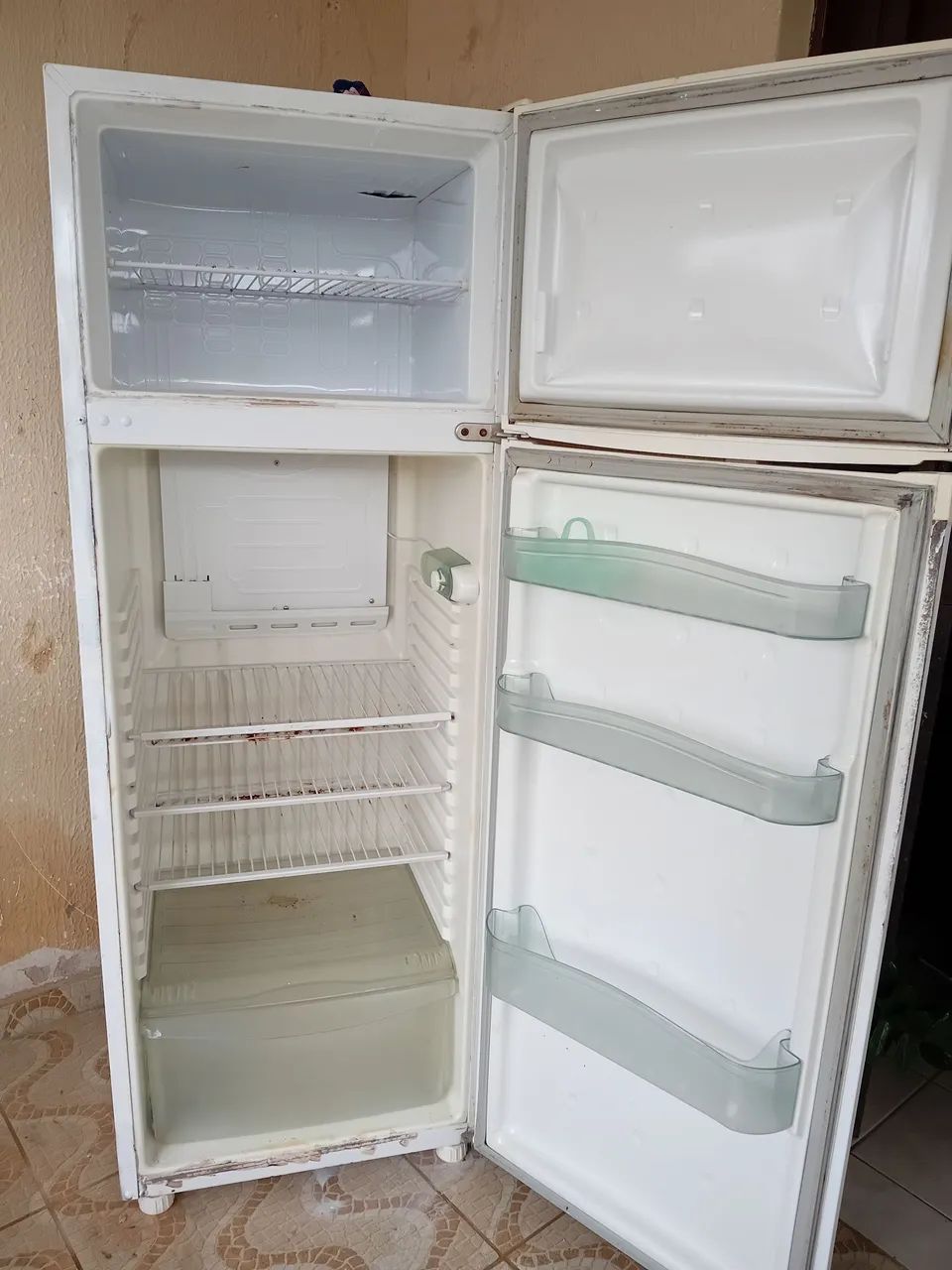 Vendo geladeira - Foto 4