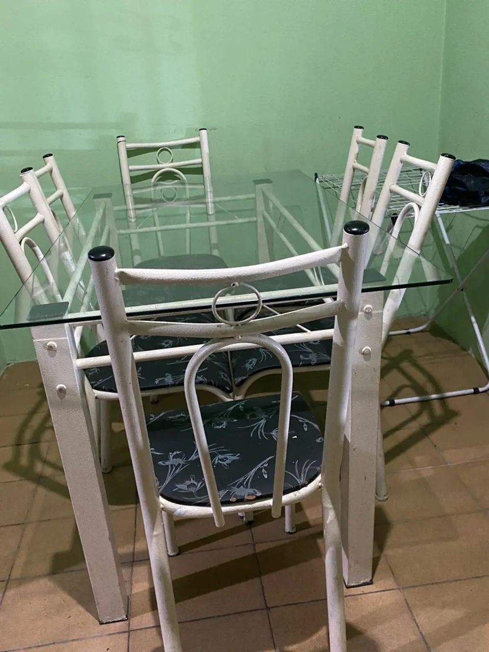 Mesa de vidro de 6 cadeiras 