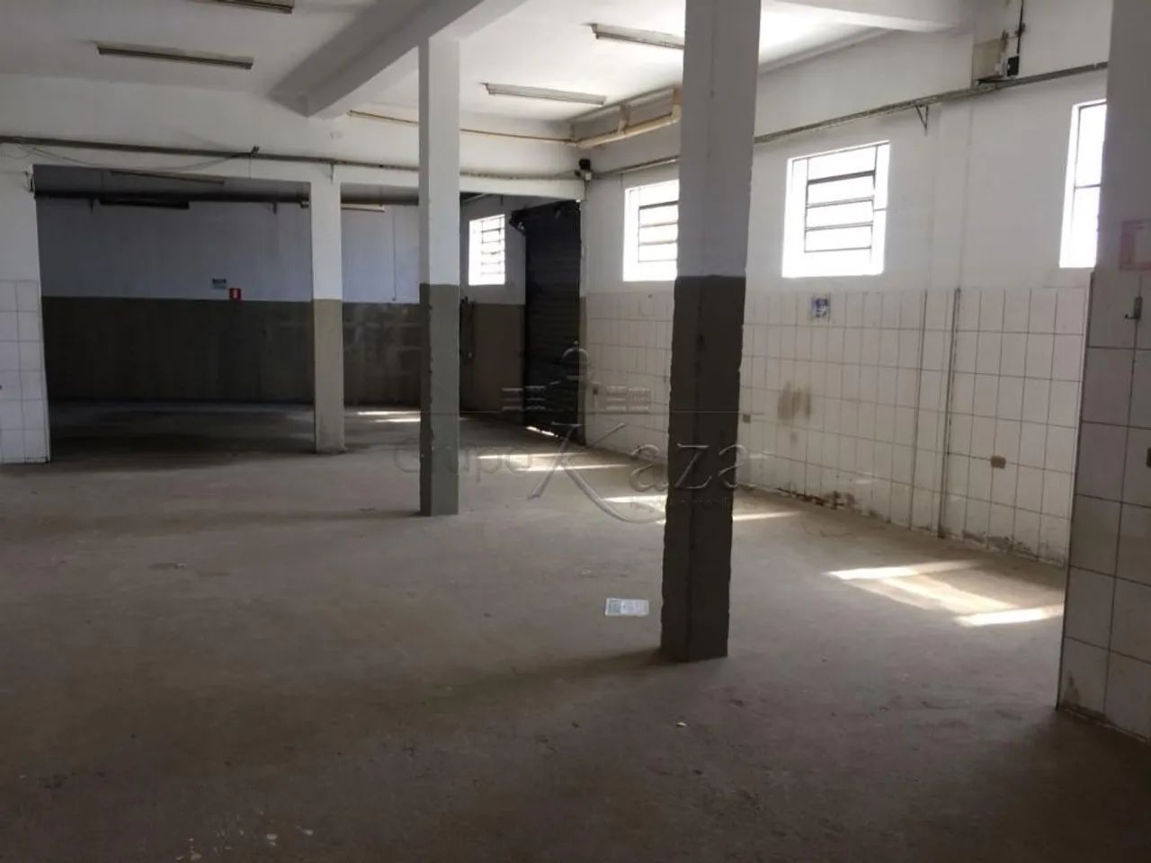 Oportunidade - Galpão Comercial - Jacareí - Jardim Jacinto - 300m². - Foto 2