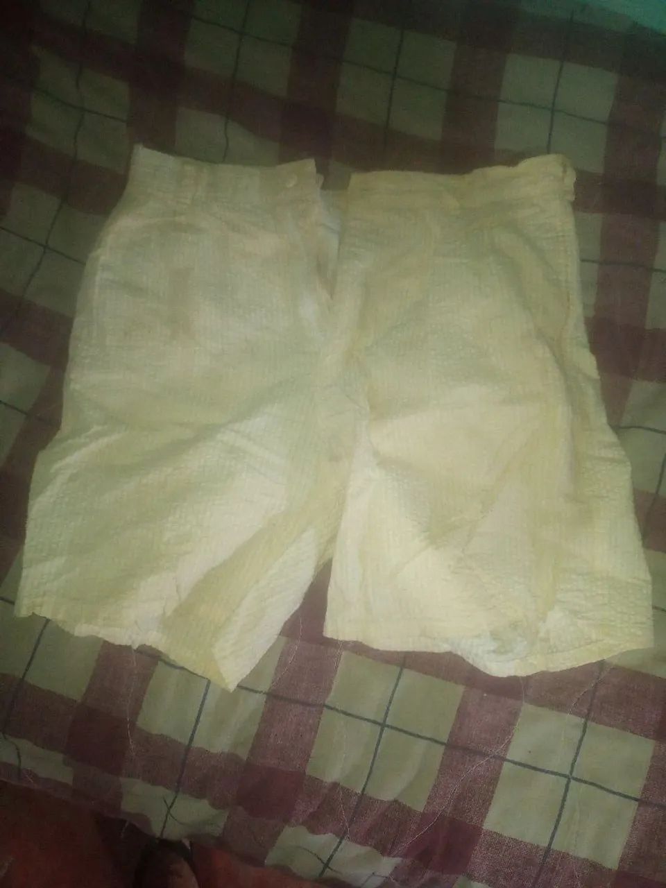 Bermuda masculina clara casual