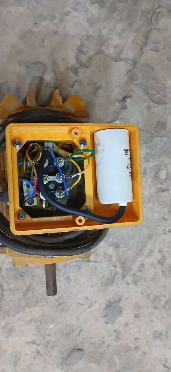 Motor 1/2 CV Bivolt  - Foto 4