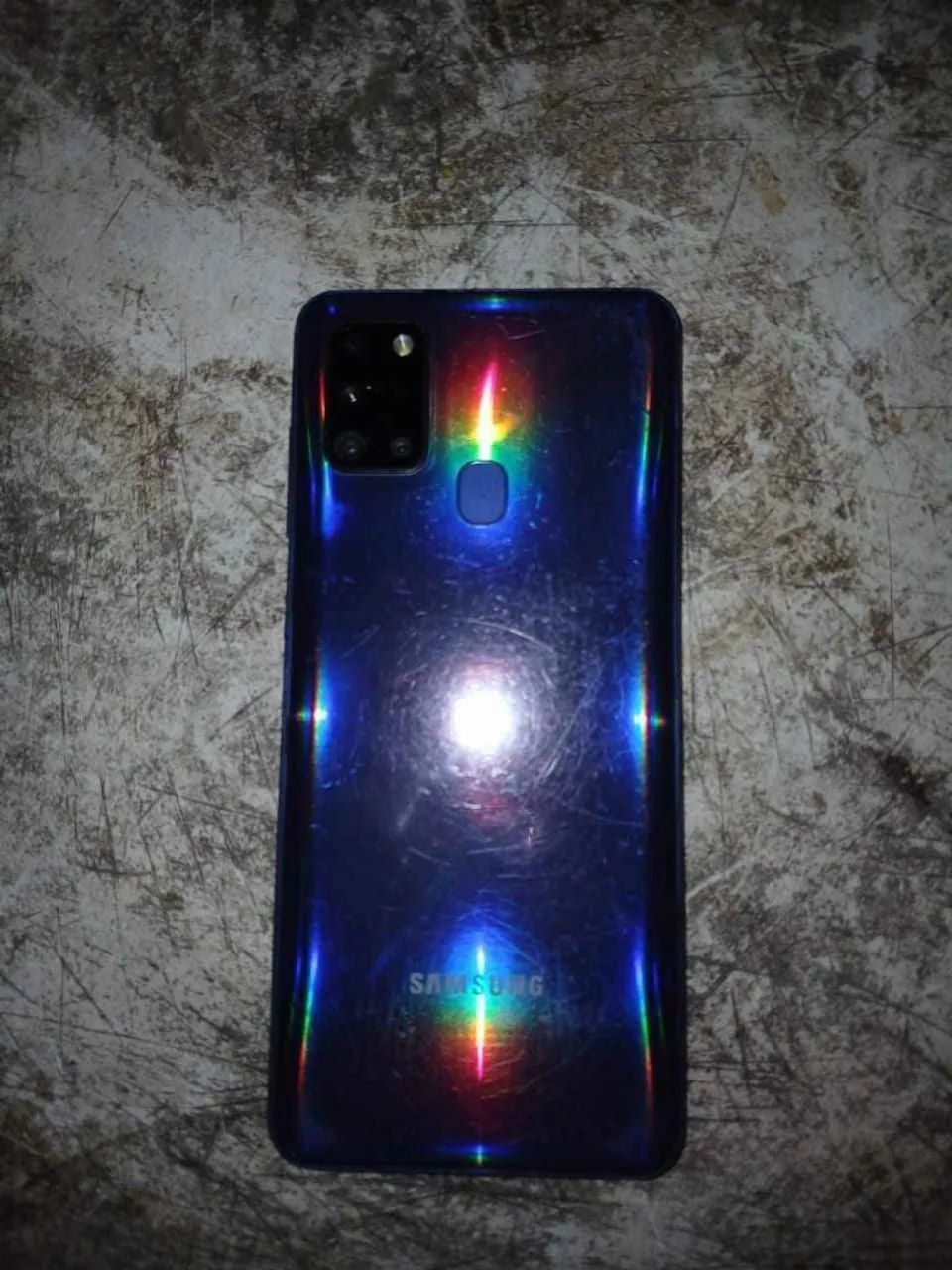 Vendo esse celular para comprar logo