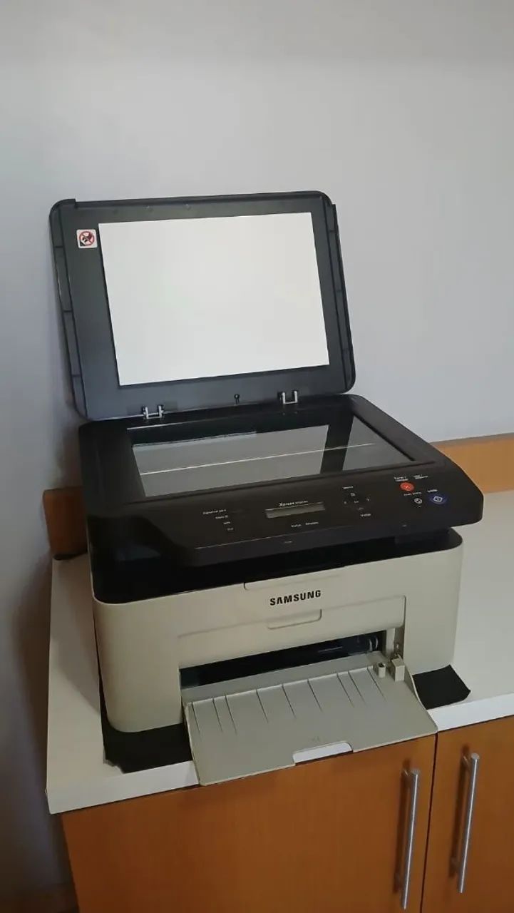 Impressora monocromática Samsung Usada