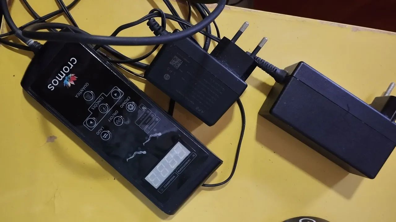 Vendo colchão Magnético com massageador e luzes terapêuticas  - Foto 2