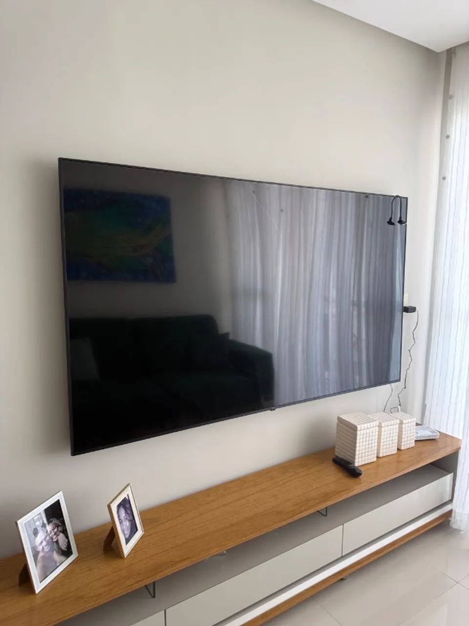 Vendo TV tela trincada 75 polegadas LG 