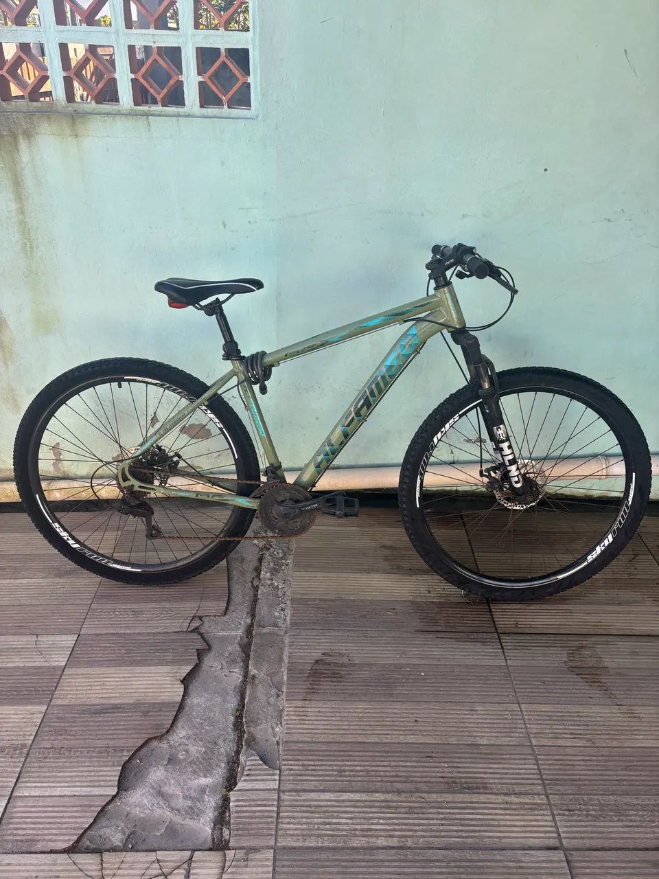 Bicicleta aro 29 tam. 17