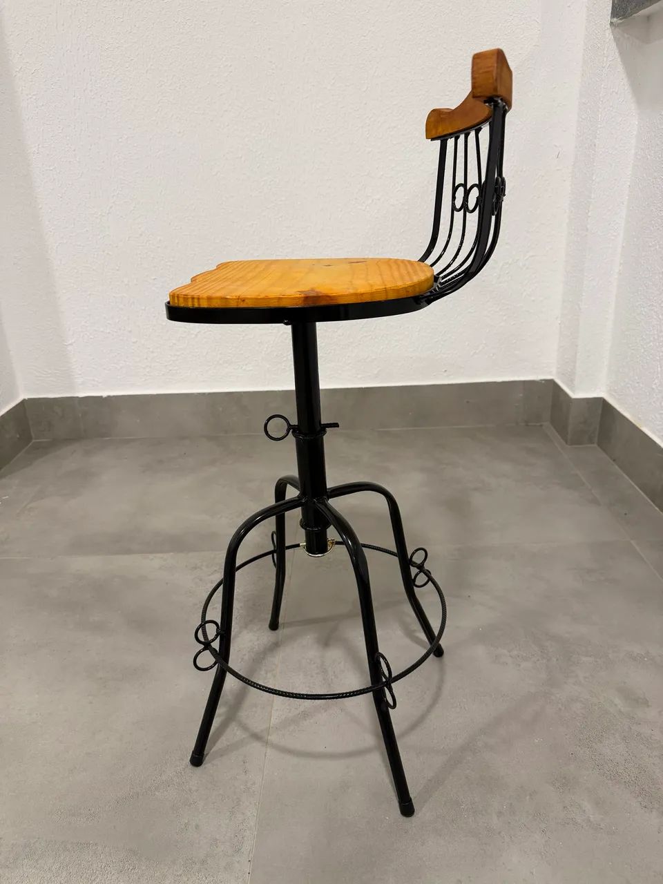 3 Banquetas novas - Foto 4