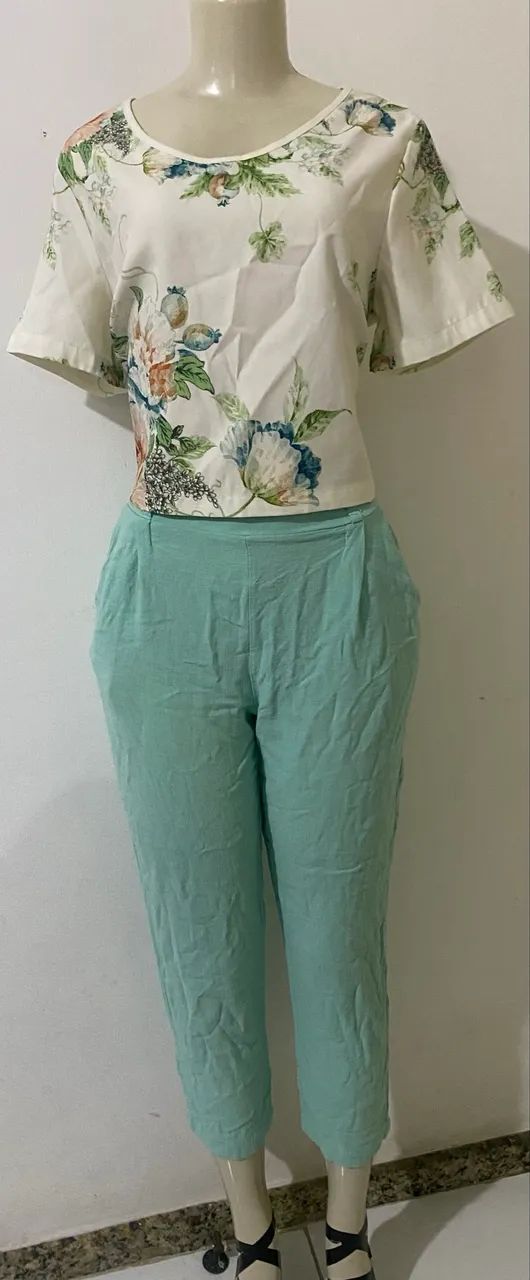 Conjunto TAM-42 perfeito calça linho e blusa poliéster 