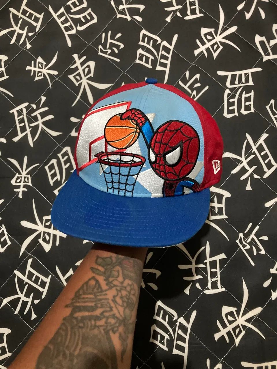 Boné New Era Marvel x Tokidoki Homem Aranha 