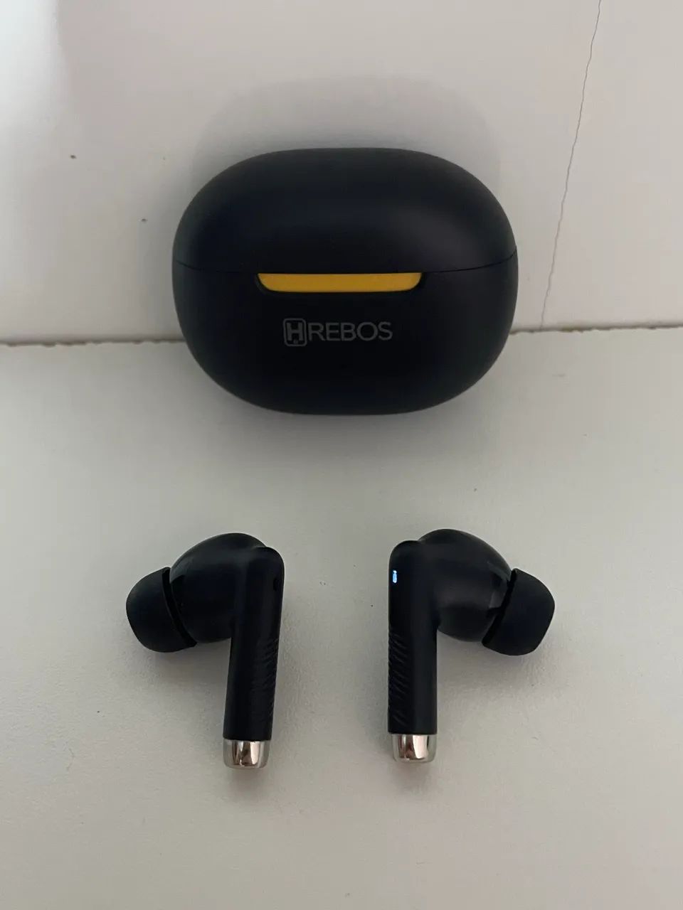 Fone de Ouvido Bluetooth 