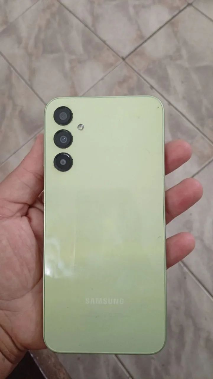 Samsung A24 - Foto 2