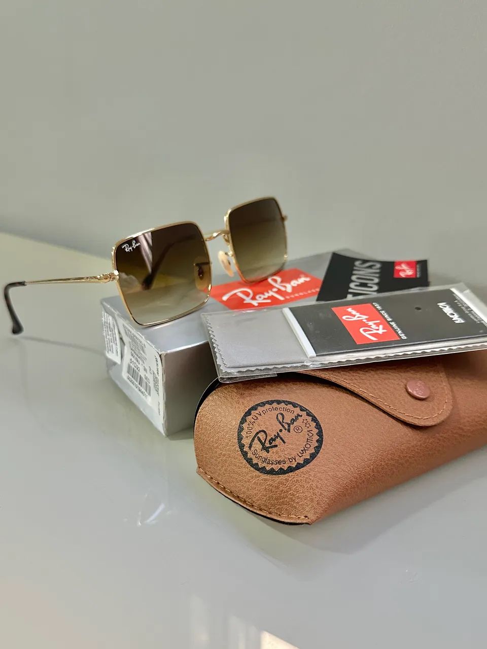 Óculos de Sol Ray-Ban Retangular Marrom Rb1969 Feminino - Foto 4