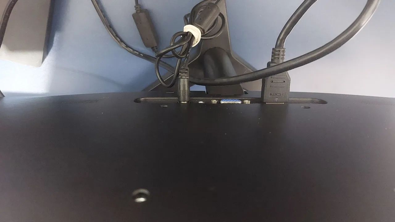 Monitor aoc 21 pol hdmi - Foto 2