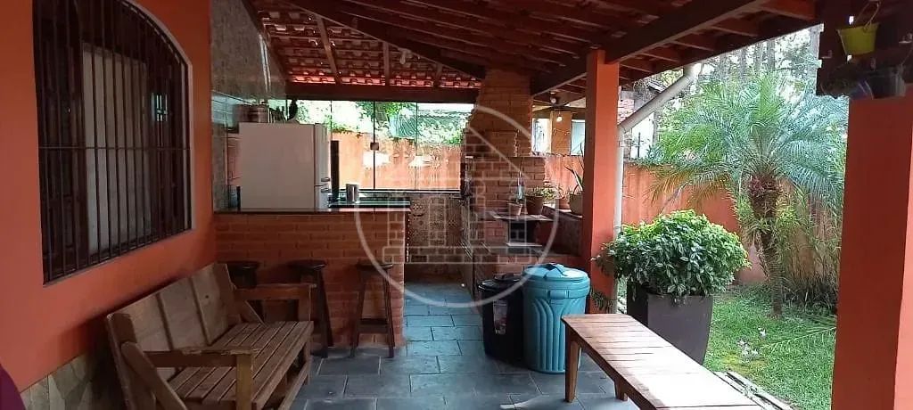 Chácara com 3 dormitórios à venda no Chácara São Geraldo