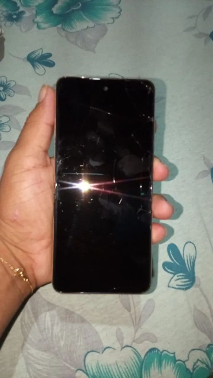 Infinix smart 8 pro   / 256gb - Foto 2