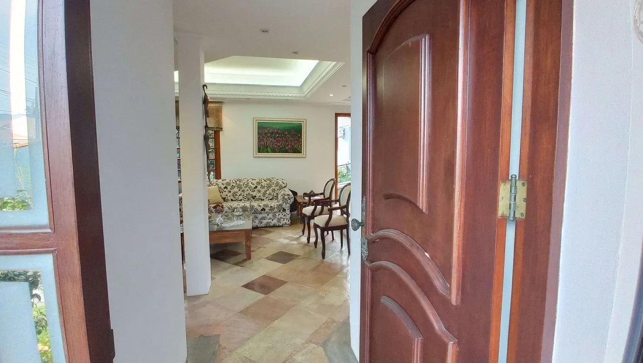 Casa com 4 Dormitórios à Venda, 316m2, de Área Construída, Piscina, Edícula e Anexo - Sant - Foto 2