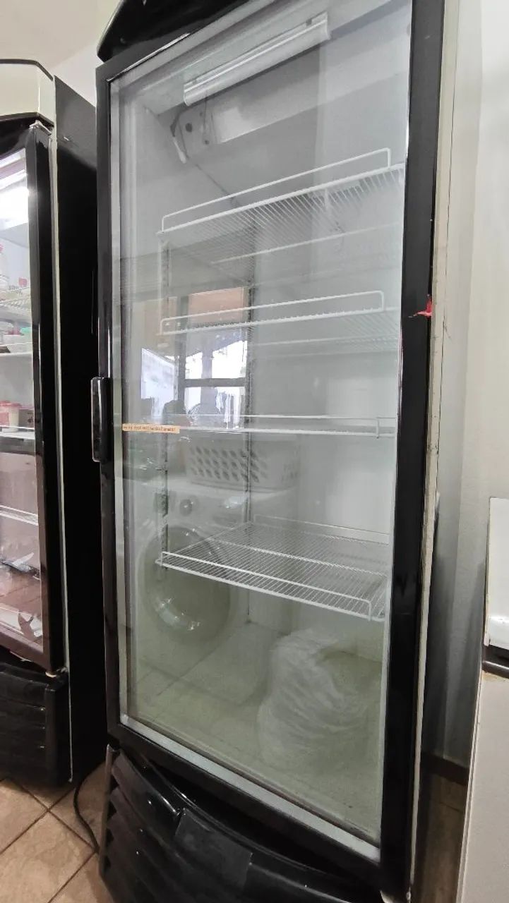 ○・*LF*・◯ページ Geladeira Refrigerador Freezer expositor Metafrio 570L