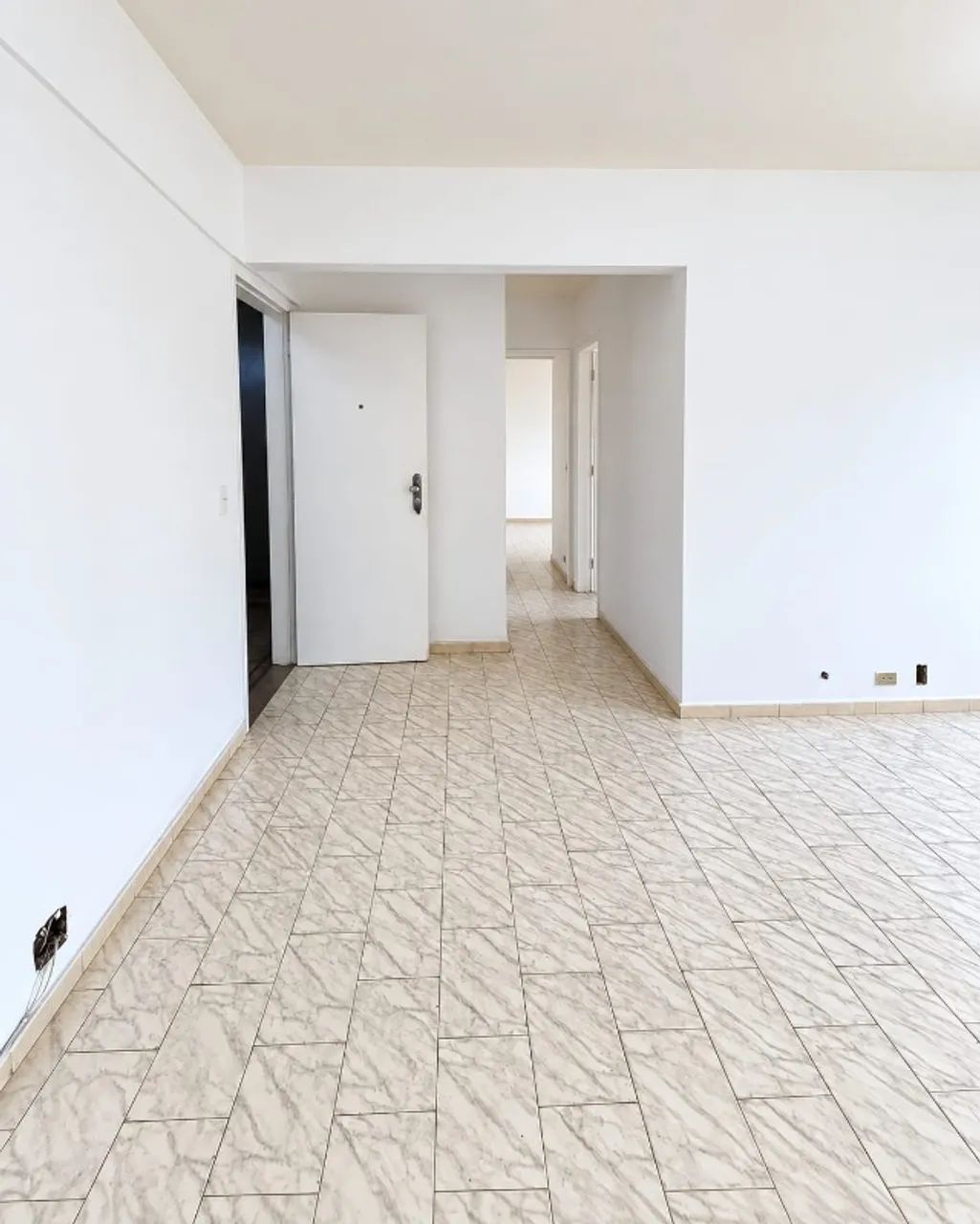 Excelente Apartamento de 2 Quartos - Campo Grande - Foto 2