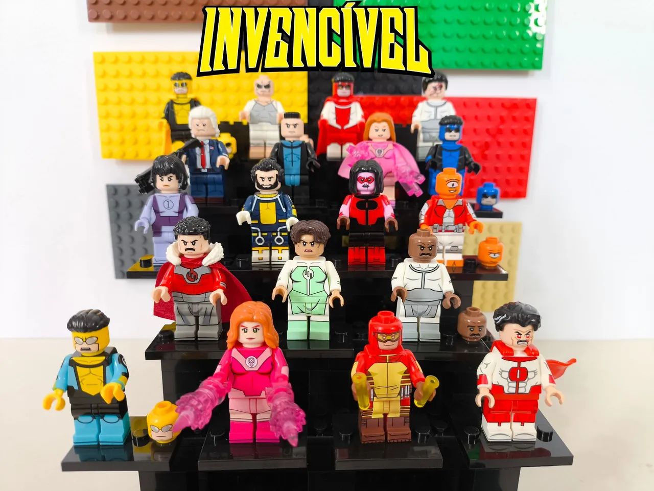 Lego Invencível 