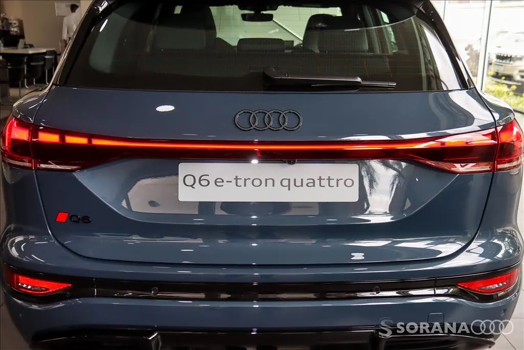Audi E-Tron Performa. Black Aut. (elétrico) 2025 - Foto 5