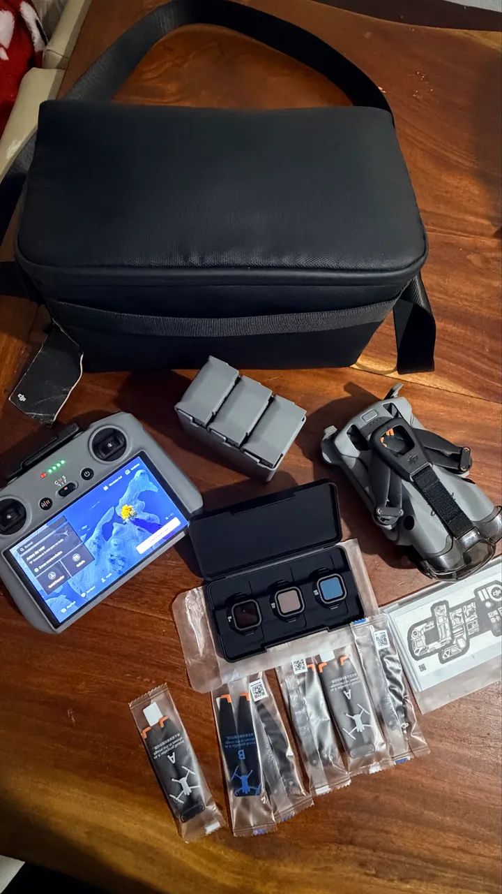DRONE DJI MINI 5 PRO FLY MORE PLUS  - Foto 4