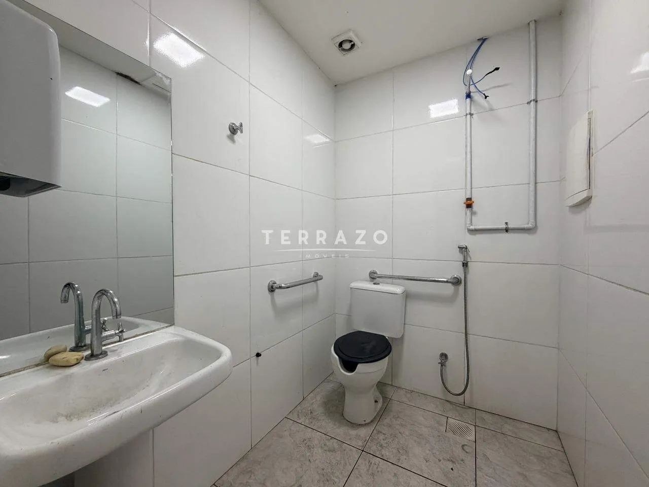 Loja Comercial no centro da Cidade! - Foto 11