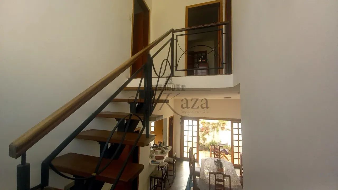 Oportunidade - Casa - Jacareí - Centro - 4 Dormitórios - 311m². - Foto 8