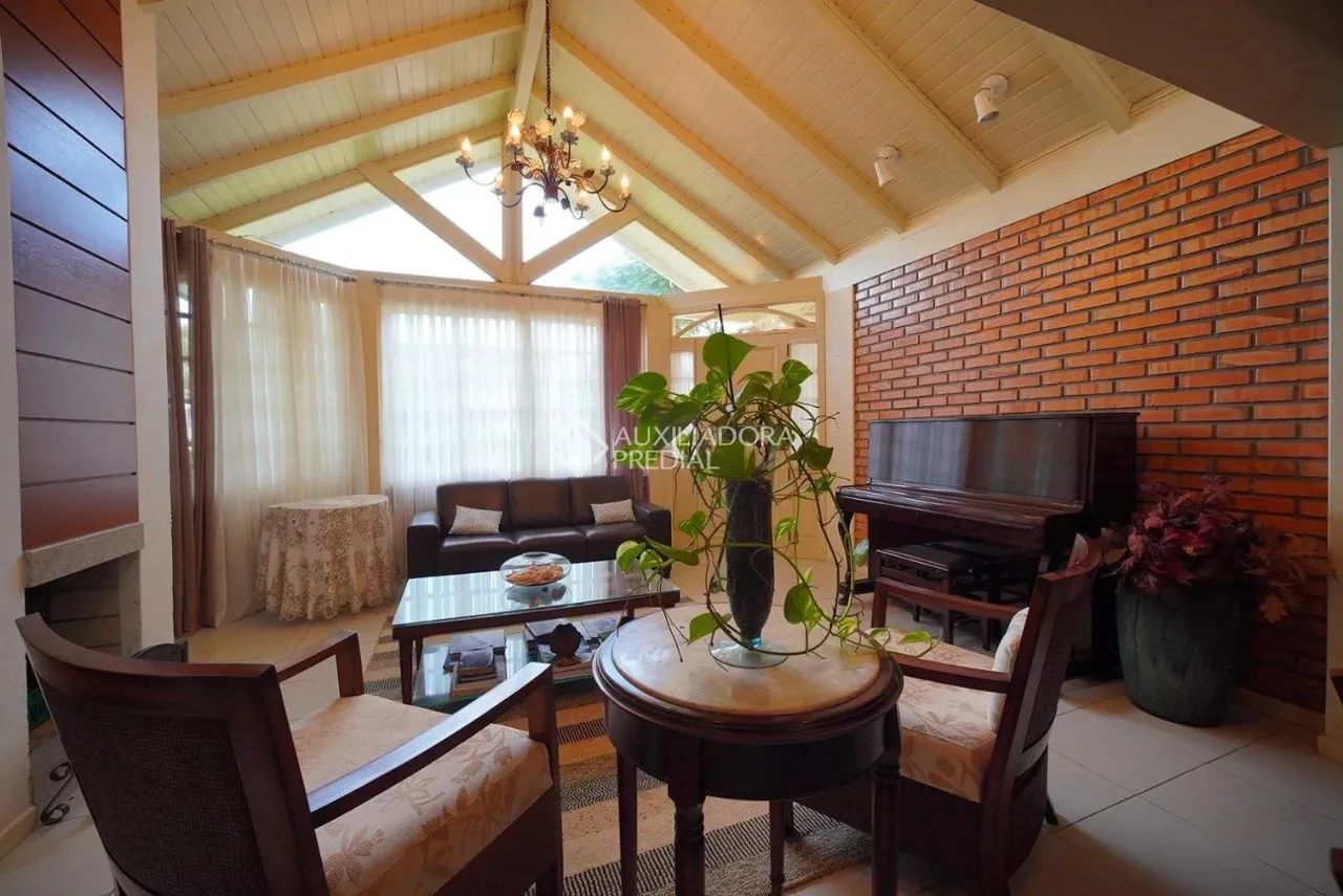 Casa para Alugar em Jurerê Internacional | Mobiliada, com Piscina e 3 Dormitórios - Foto 2