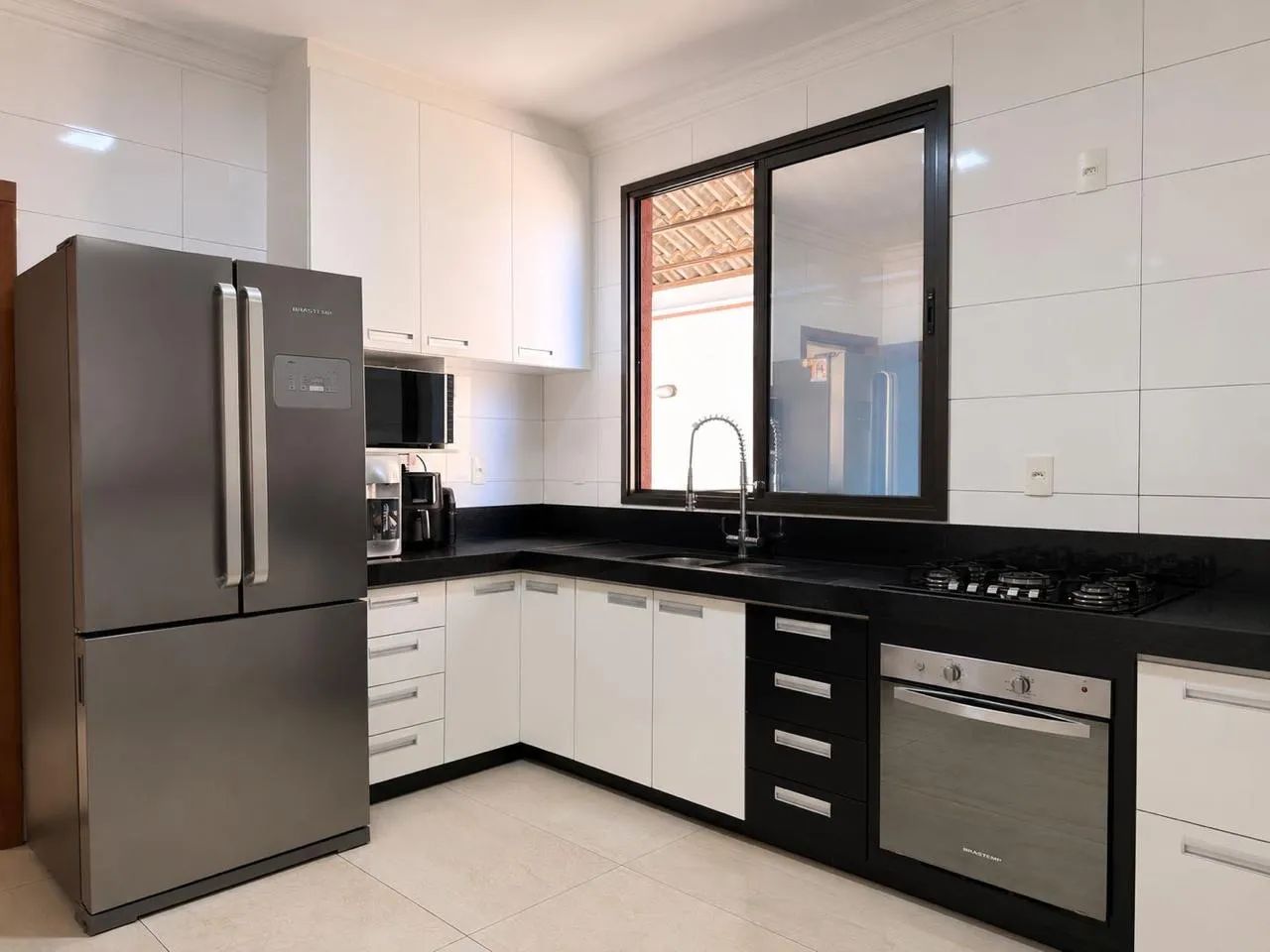 Casa 3 Quartos, Piscina, Energia Solar e Boiler| Próx à Havan - Foto 5