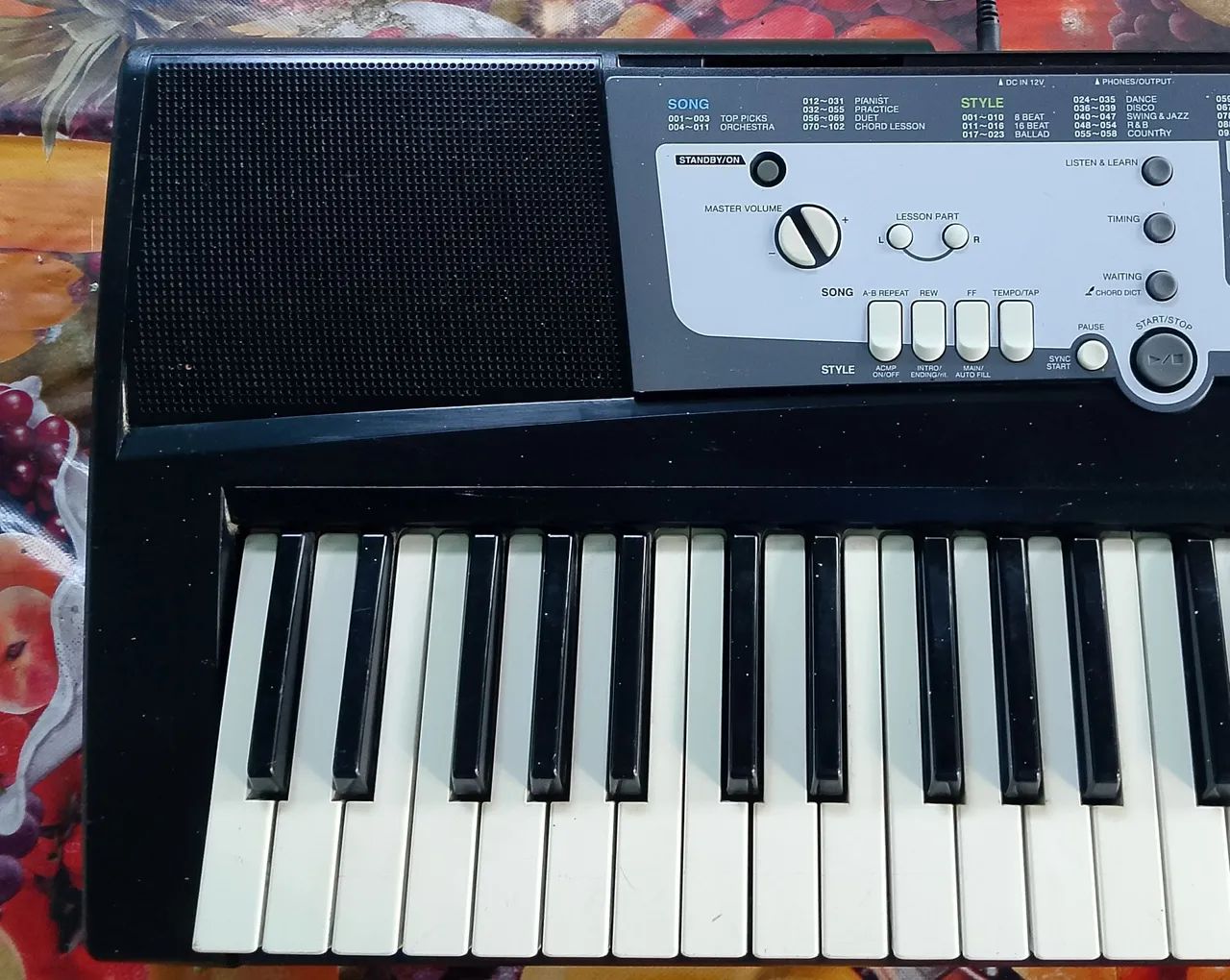 Teclado yamara psr E213 - Foto 4