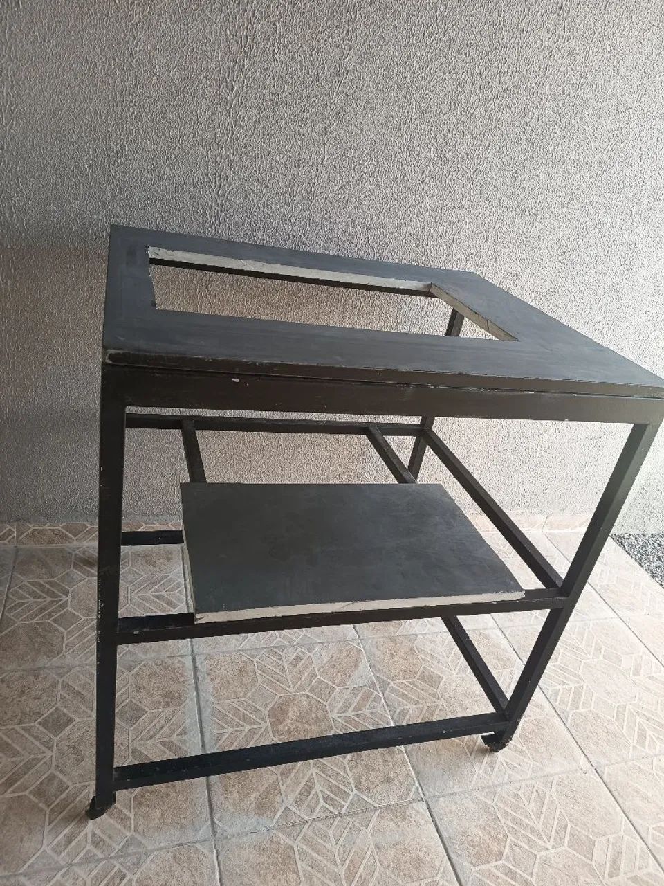 Vende-se Bancada de ferro com pedra  - Foto 2